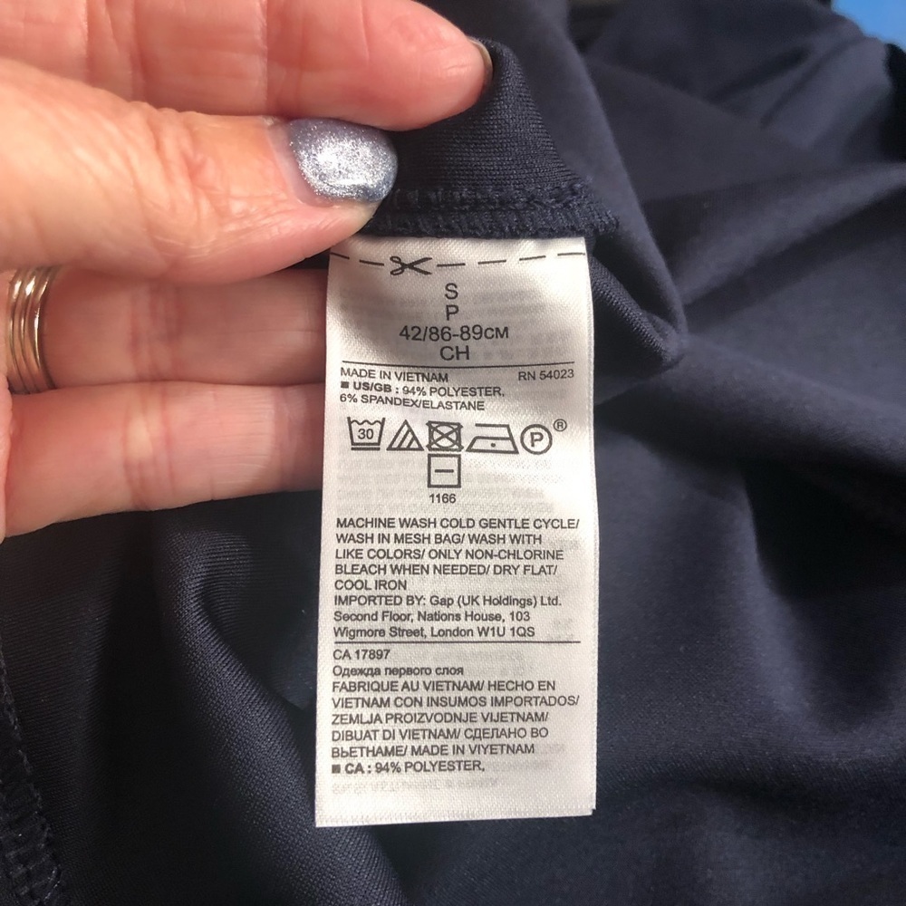 Banana Republic Navy Split/Open Sleeve Top Sz S NWOT - Picture 6 of 6